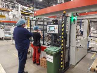 ANL Packaging investeert verder in haar toekomst en verwelkomt een nieuwe Viscotec PET extruder ANL Packaging Viscotec